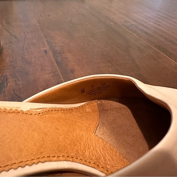 Sarto Mini Block Heel - Picture 5 of 6